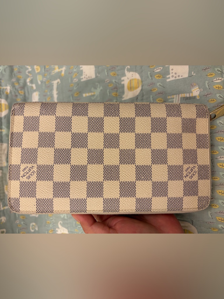 Louis Vuitton Zippy Organizer Azur (Price Firm)